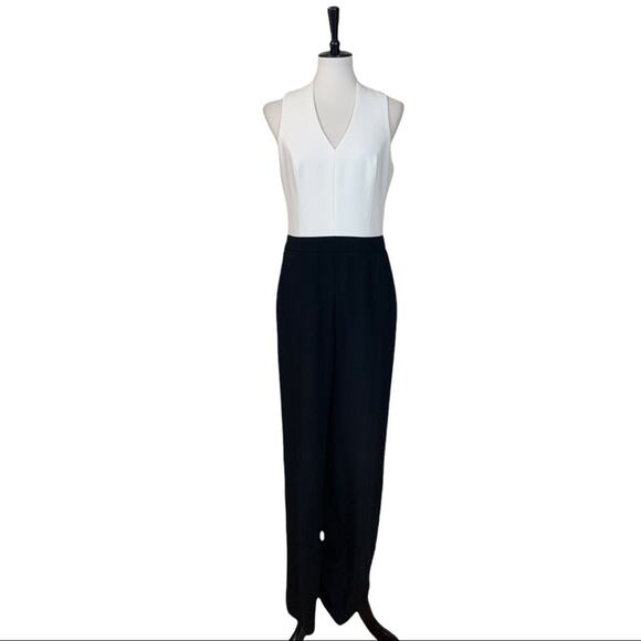 Trina Turk Cream Black Sleeveless V-neck Color Block Jumpsuit Women's Size 6 - Picture 1 of 11